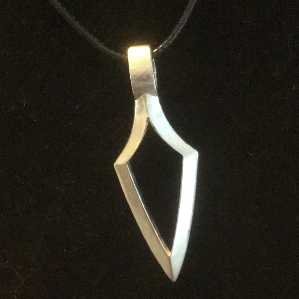925 Open Arrowhead Unisex Pendant